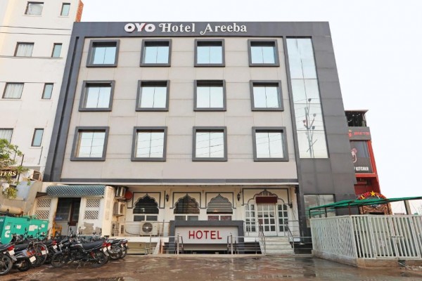 OYO 8095 Hotel Taj Castle