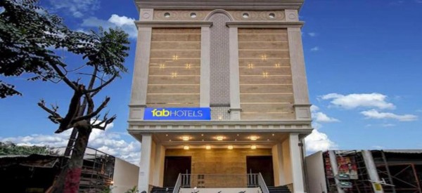 FabHotel Aurelia Grand