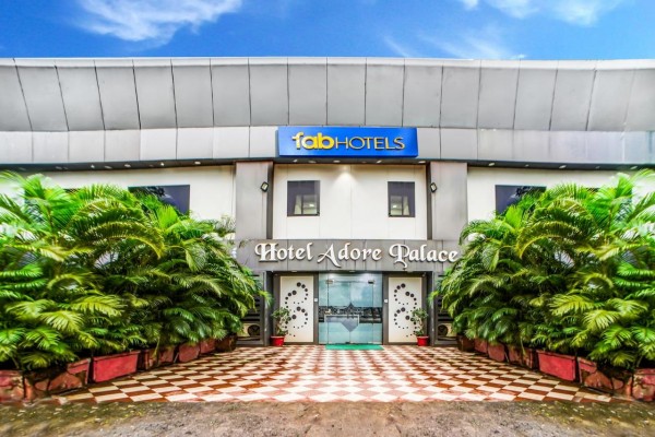 FabHotel The Adore Palace