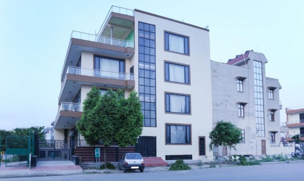 Treebo Trip Sswag 18 Expressway